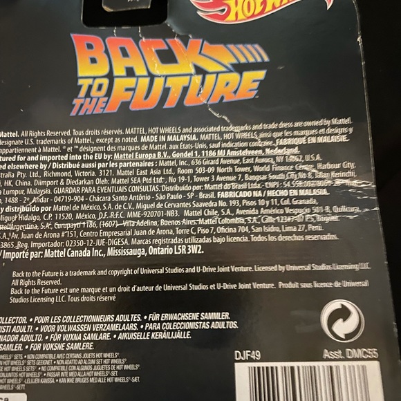 Hot Wheels Back to the Future Toy Car (NEW IN PACKAGE) - Picture 5 of 5